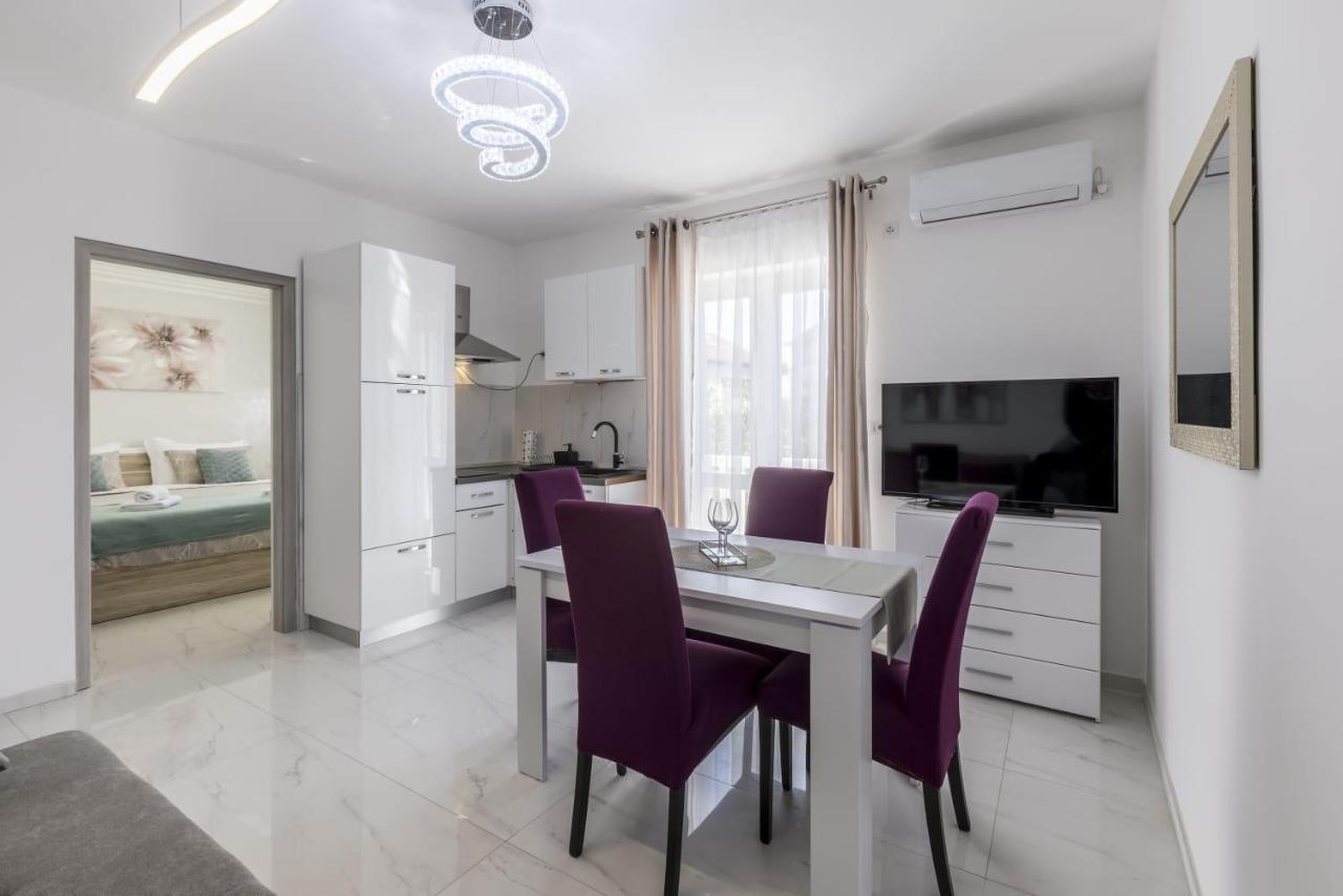 Royal Rose Gold Apartment Водице Экстерьер фото
