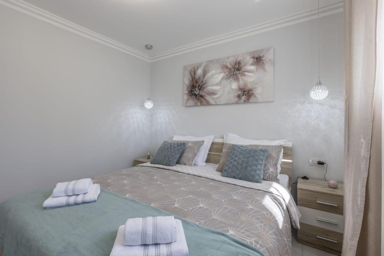 Royal Rose Gold Apartment Водице Экстерьер фото