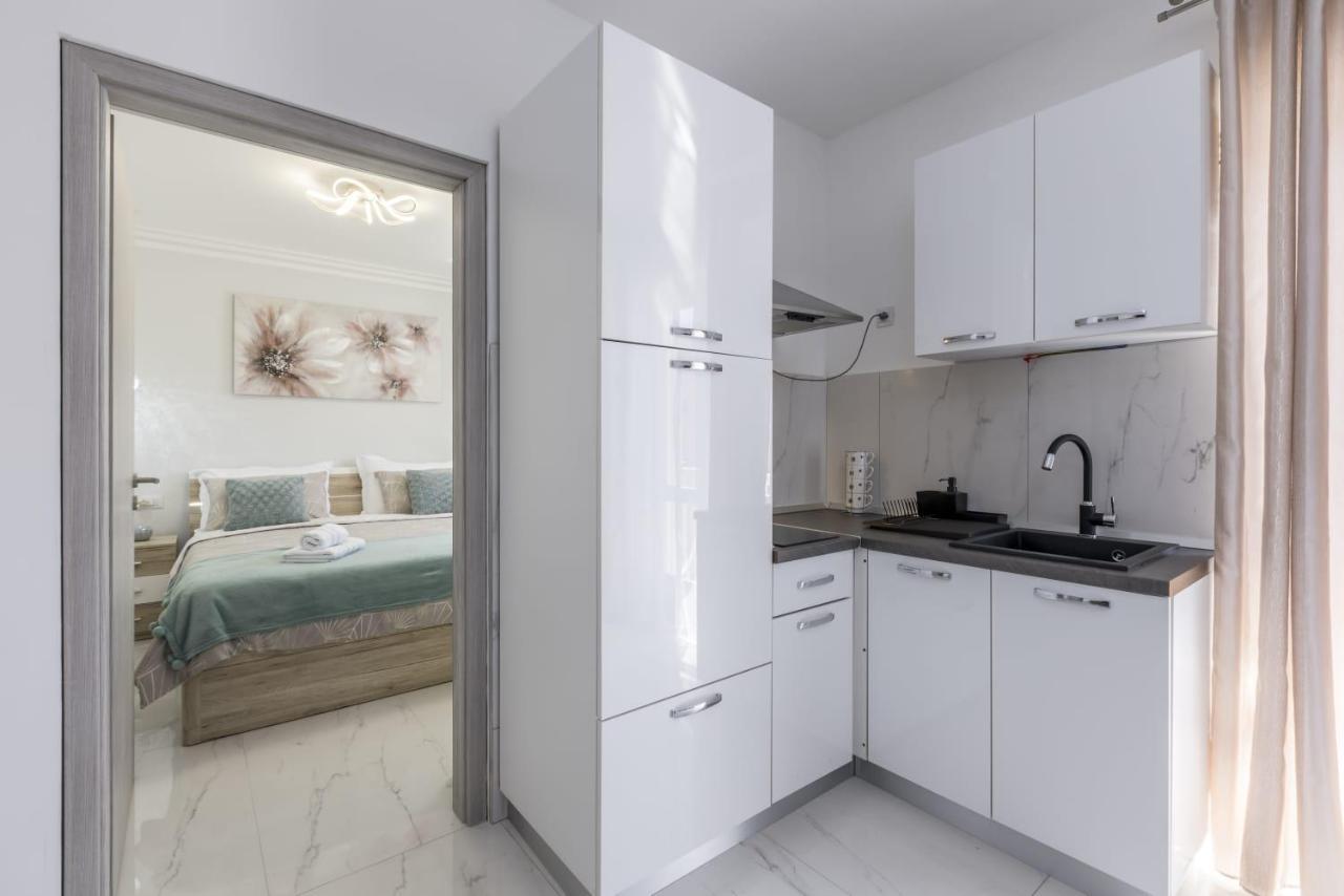 Royal Rose Gold Apartment Водице Экстерьер фото